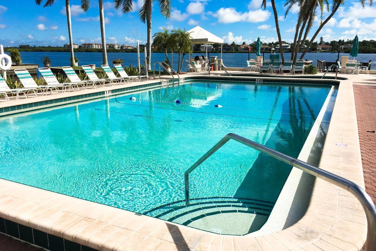 Apartamento The Palm Bay Club Unit 311 Cayo Siesta Exterior foto